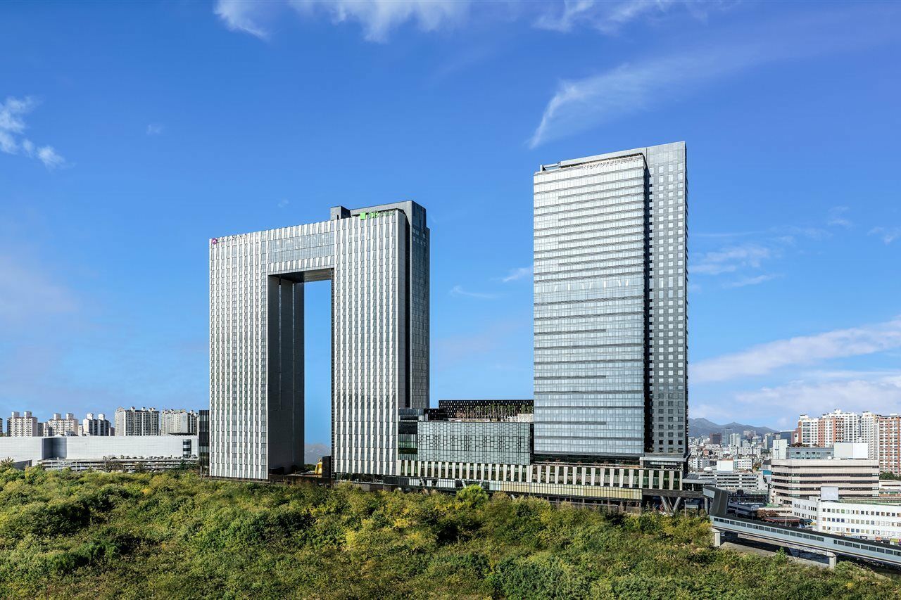 Ibis Styles Ambassador Seoul Yongsan Hotel Exterior photo